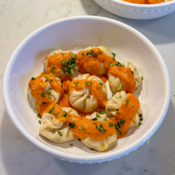 Butter Chicken Momos